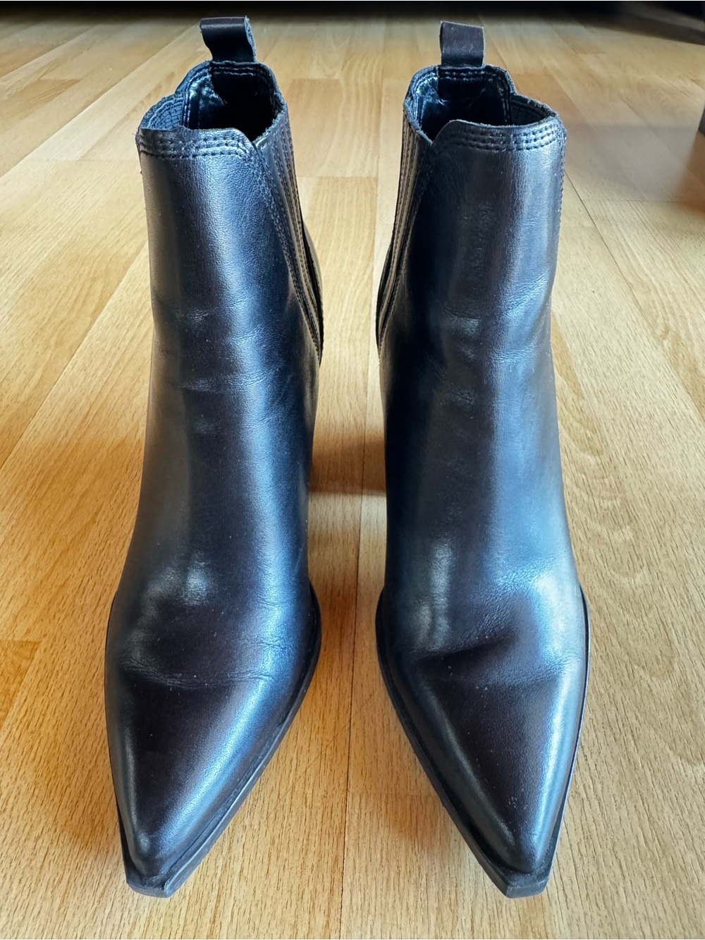 Women's Black Pointed Chelsea Ankle Boots